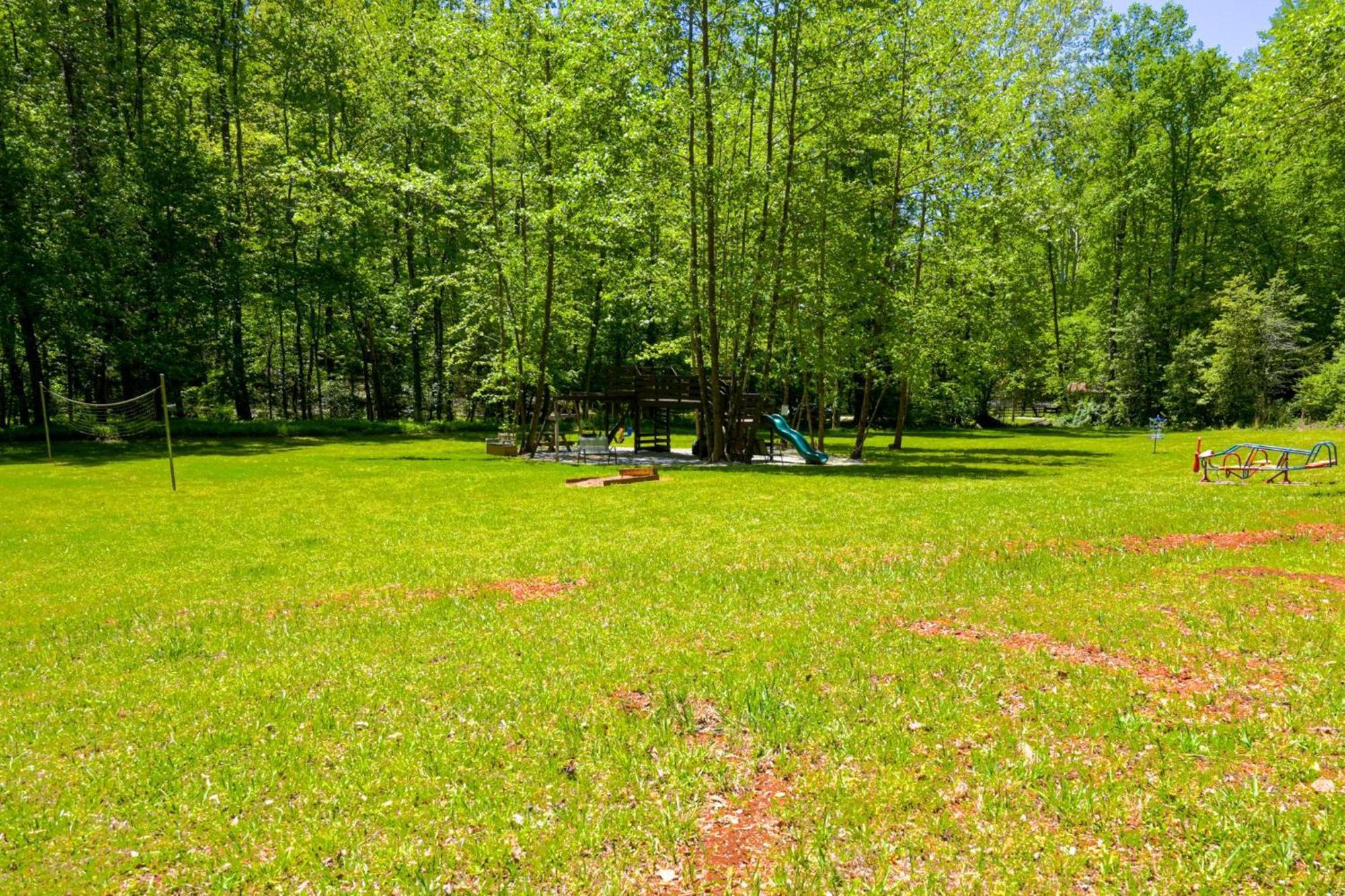 The Big Little Cabin - Hot Tub & Playground Dahlonega Esterno foto