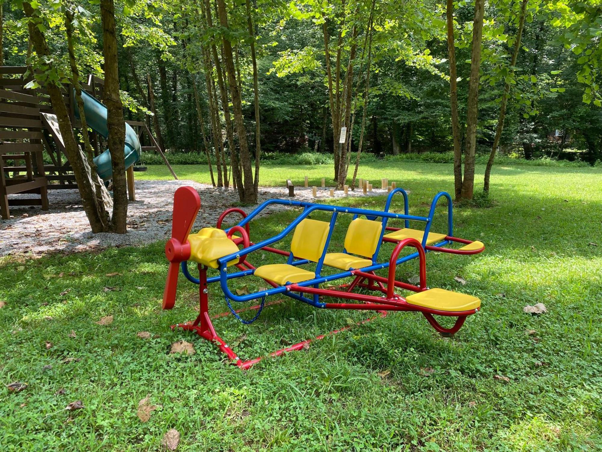 The Big Little Cabin - Hot Tub & Playground Dahlonega Esterno foto