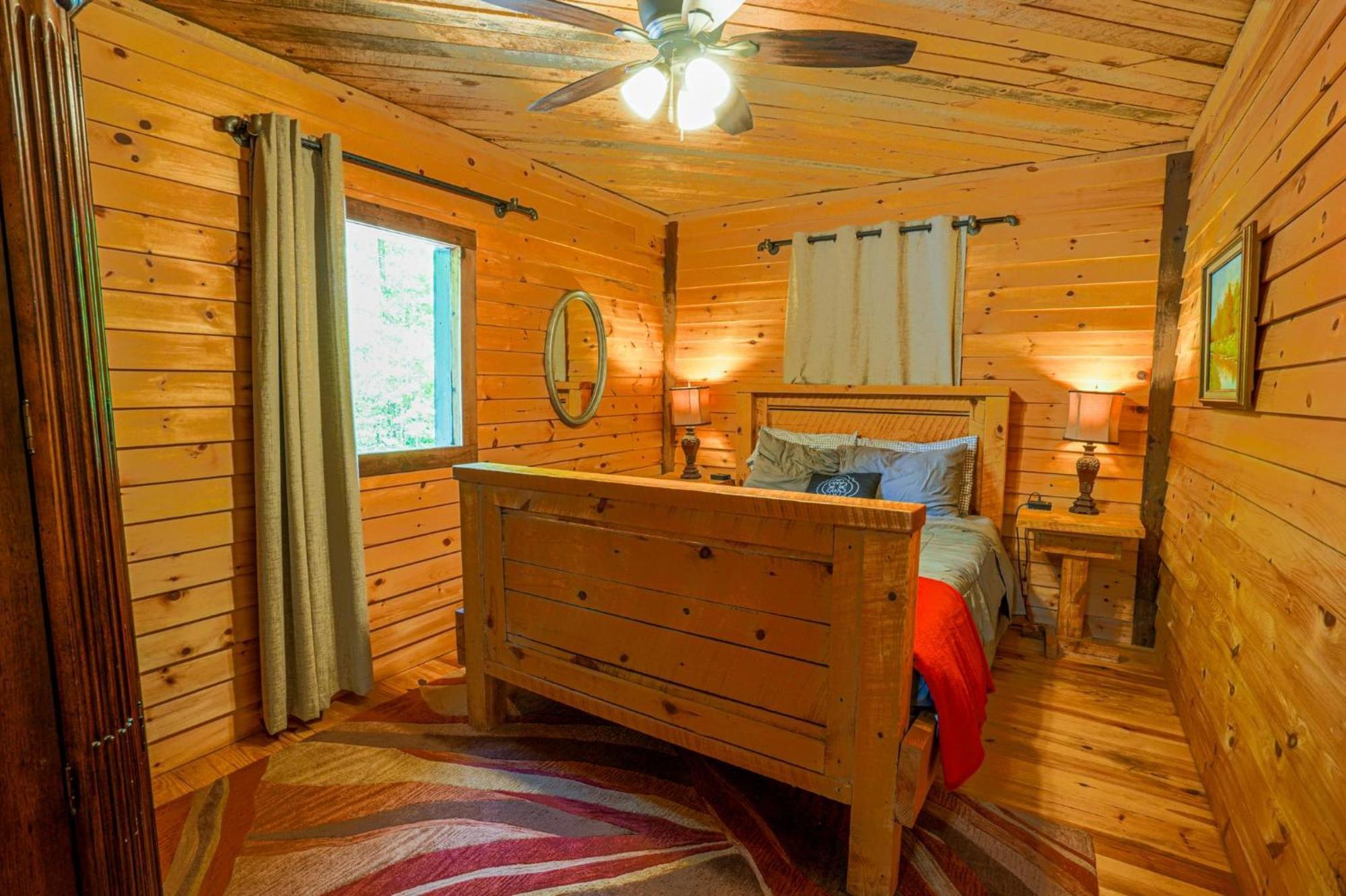 The Big Little Cabin - Hot Tub & Playground Dahlonega Esterno foto