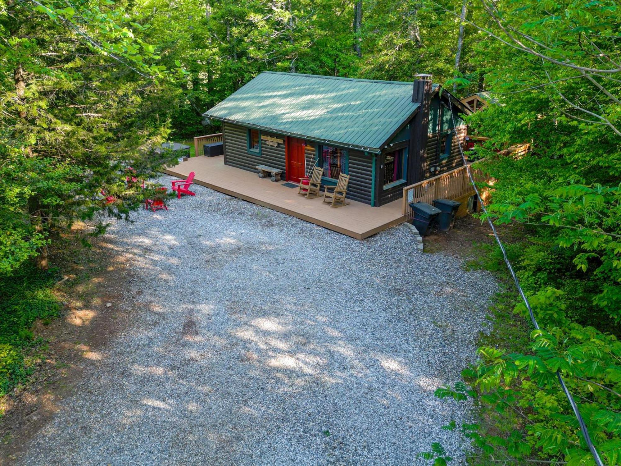 The Big Little Cabin - Hot Tub & Playground Dahlonega Esterno foto